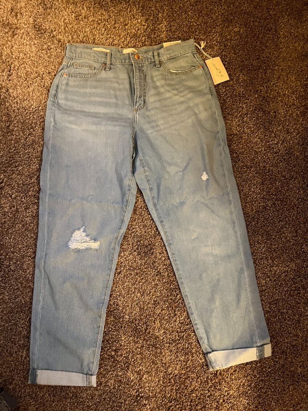 Universal Thread (Target) NWT Boyfriend Jeans - size 4/27R